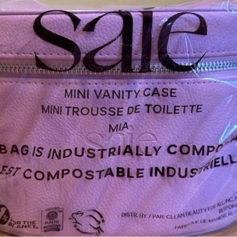 Saie Lavender Mini Vanity Case